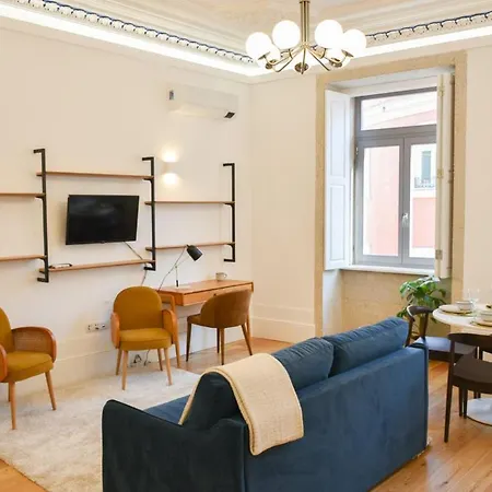 Apartament Encantador Na Batalha - - E