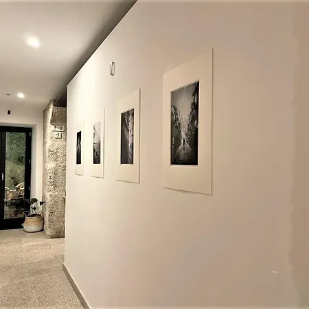 Encantador Na Batalha - - E * Porto