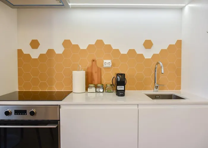 Encantador Na Batalha - - E * Porto