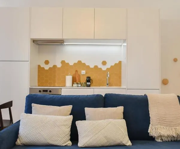 Encantador Na Batalha - - E *