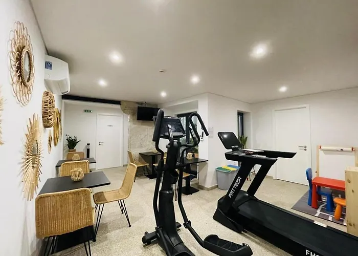 Apartmán Encantador Na Batalha - - E *